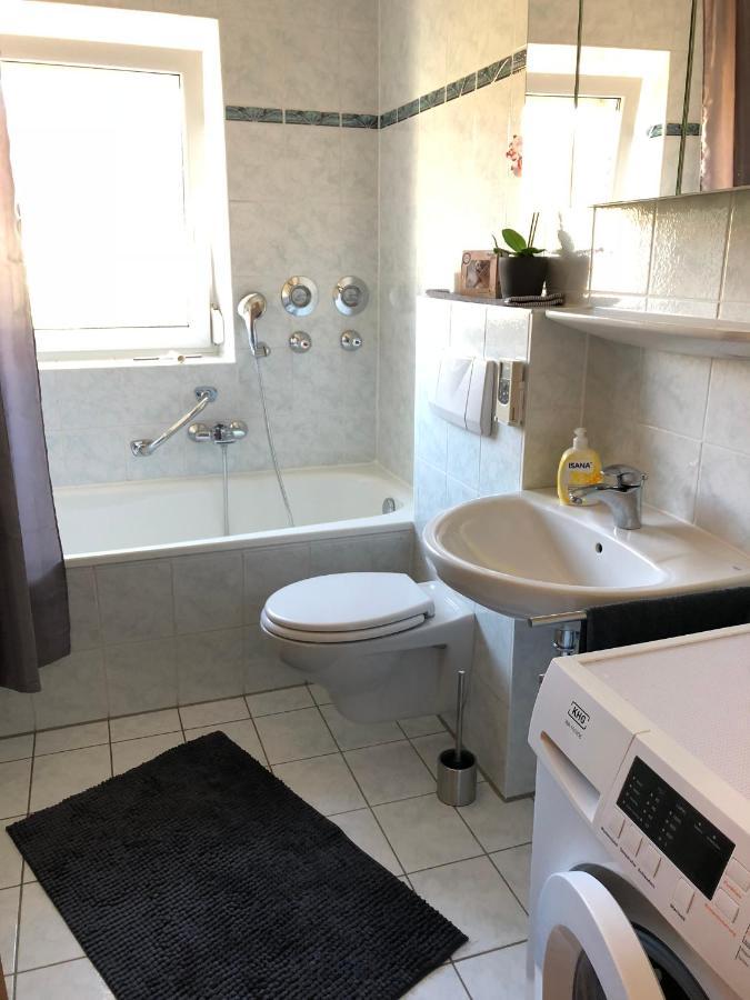 2 Zimmer Wohnung Mit Balkon - Naehe Messe Haar  Luaran gambar